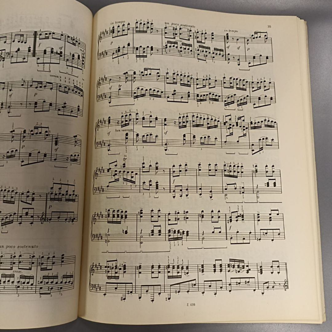 Книга «BRAHMS» Danses Hongroises, 69 страниц, 1963г.. Картинка 8